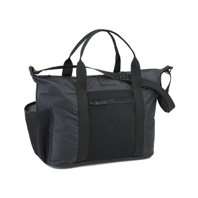 image of Farmasi Geanta Neagra Sport